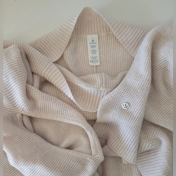 Lululemon Forward Flow Cape Soft Ivory Sz OS - Picture 5 of 13
